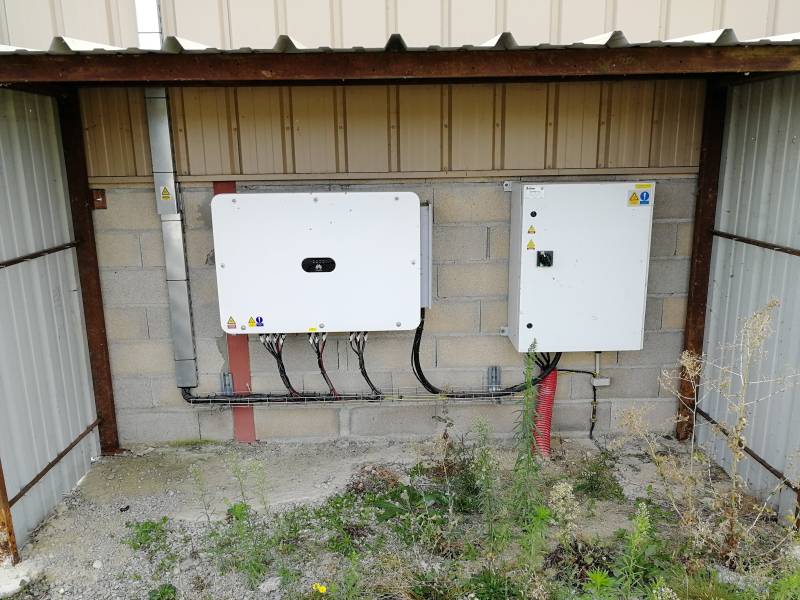 Hangar agricole 100KW solaire Toulouse avec onduleur Huawei 100KTL