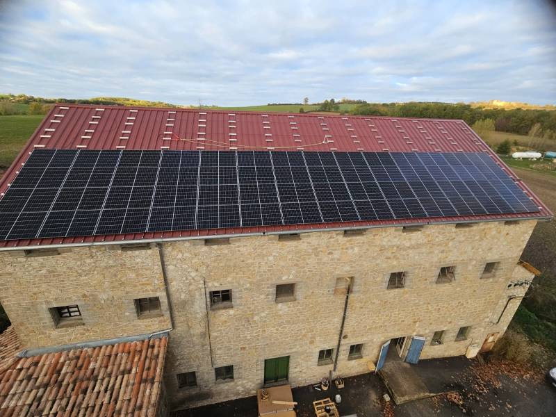 Qu’est-ce que la puissance Q de votre centrale solaire professionnelle dans le Gers (32) ?